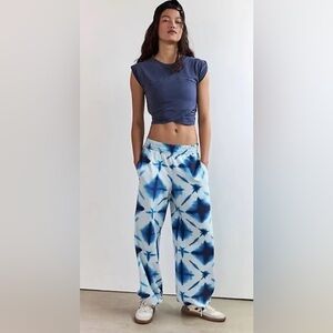 NWT Free People Movement XS Crossover Set in Shibori Navy Tie Dye Combo 2 Piece